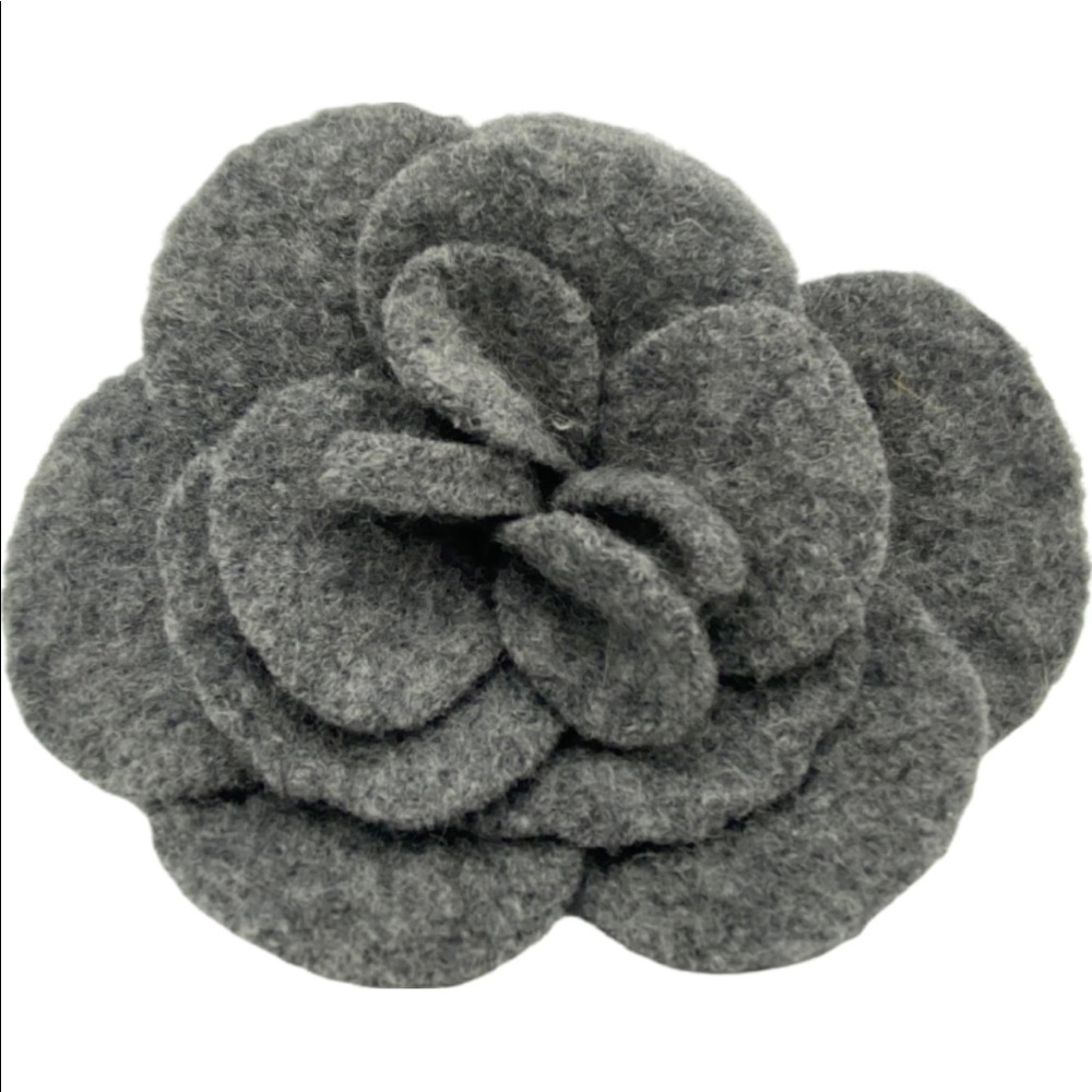 Vintage Valentino Flower Lapel Pin Gray Wool Cashmere Women’s